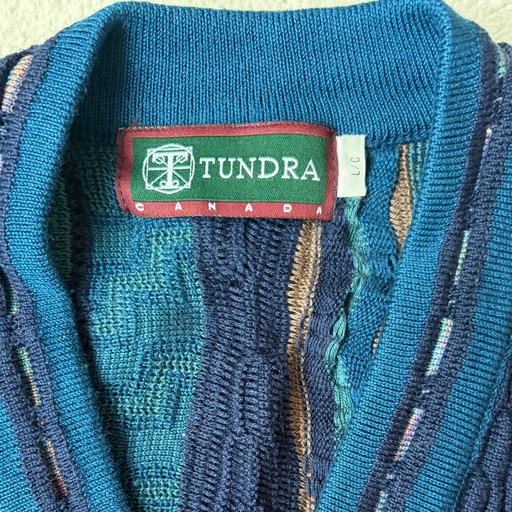 Vintage Tundra Canada V-Neck “Coogie Style” Sweater in Blue and Brown Size Large - Picture 7 of 8